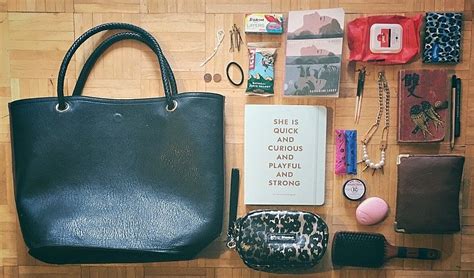 things to keep in purse